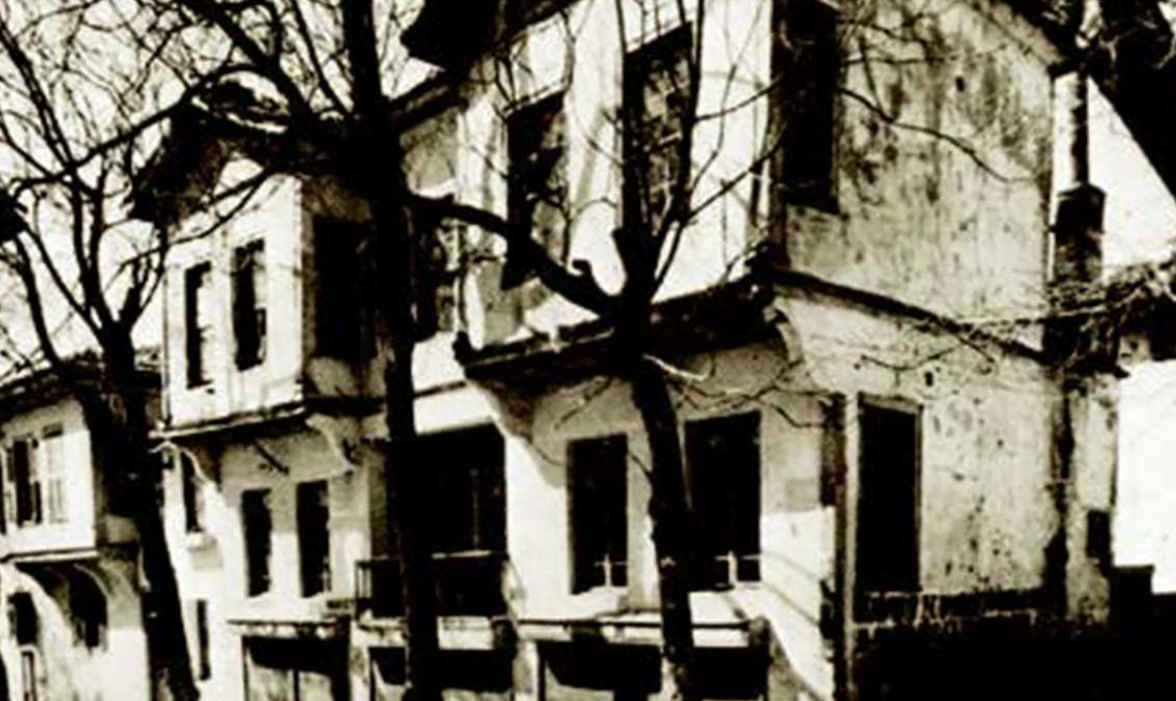Mustafa Kemal Atatürk'ün Hayatına Derinlemesine Bakış