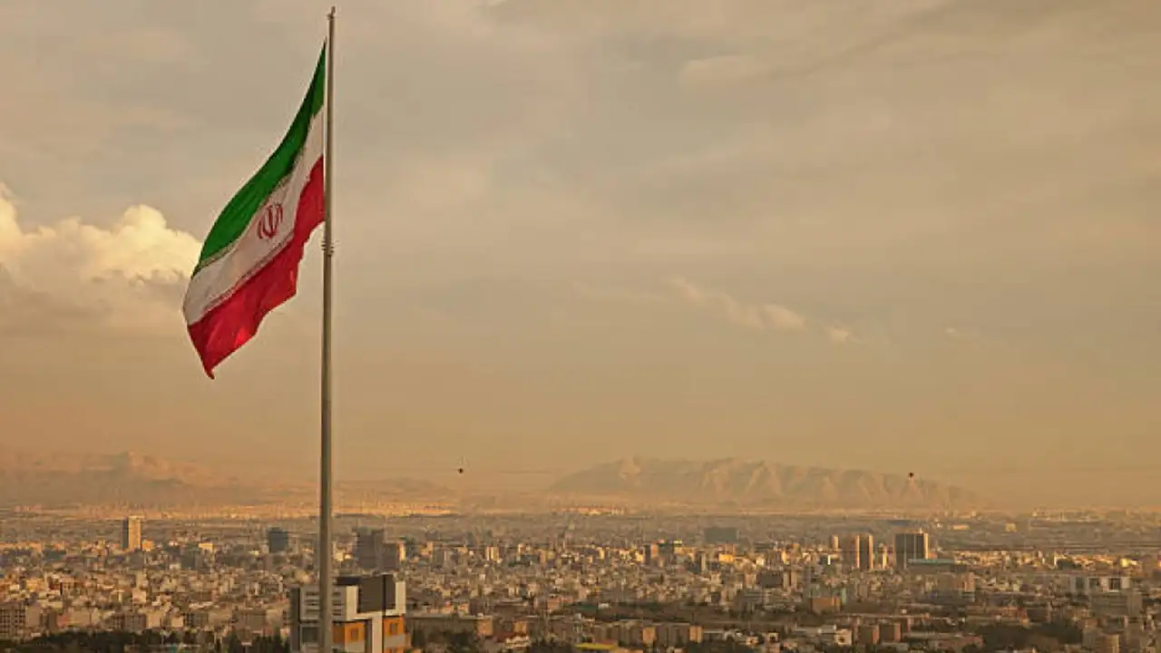 Suudi Arabistan’dan ABD’ye İran Baskısı: Ablukayı Kaldırın