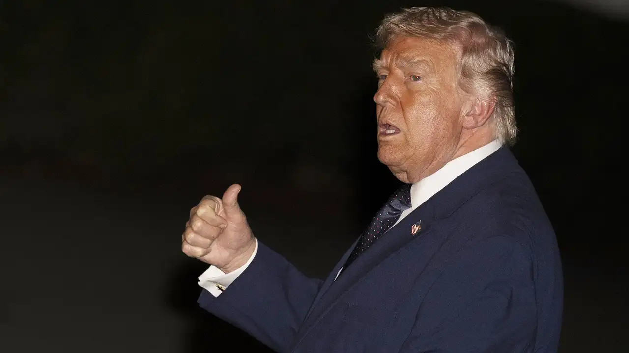 Trump'tan Hürmüz Boğazı Açıklaması: Birçok Ülke Bölgeye Savaş Gemileri Gönderecek