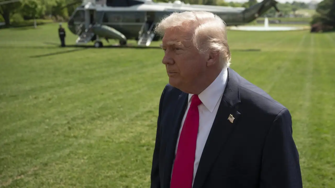Yakıt Fiyatları Tırmandı: Trump Enerji Devlerini Acil Topladı